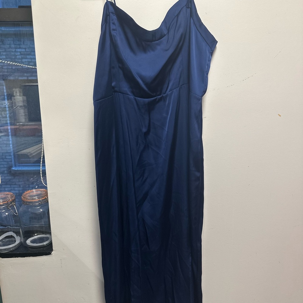 Chic Navy Satin Gown